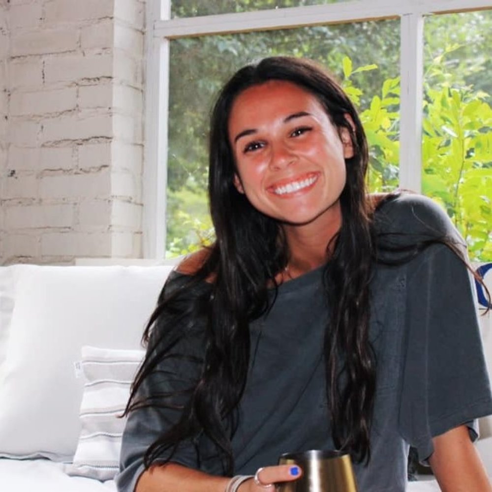 Meet your Posher, Avery